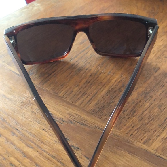 Saint Laurent sunglasses mens - Picture 3 of 4